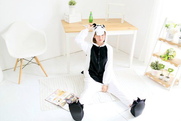 Пижама Кигуруми взрослая BearWear Единорог с крылышками бело-черный, K1W1-0106