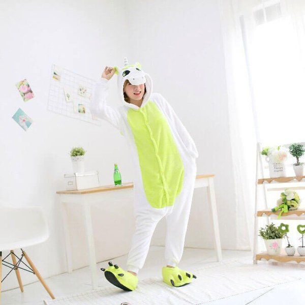 Пижама Кигуруми взрослая BearWear Единорог с крылышками бело-салатовый, K1W1-0030